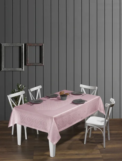 Скатерть DO&CO Roma 160x220 / 12311 (пудра)
